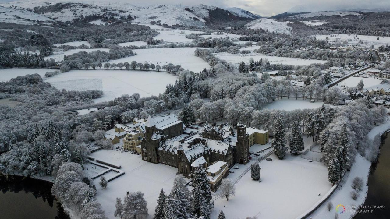 Old School Apartments Highland Club Fort Augustus Exterior foto